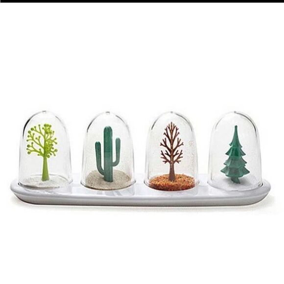 Tree and Plant Spice Shaker Set - Picture 1 of 5
